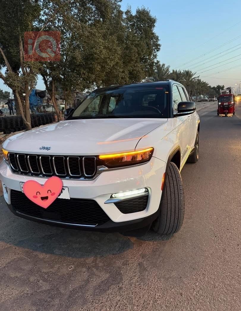 جيب جراند شيروكي